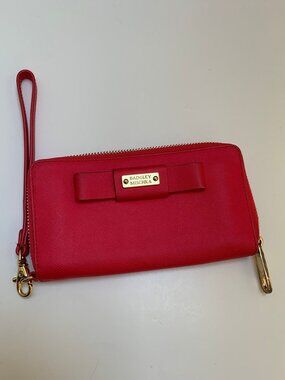 Badgley Mischka Leather Wallet With Strap